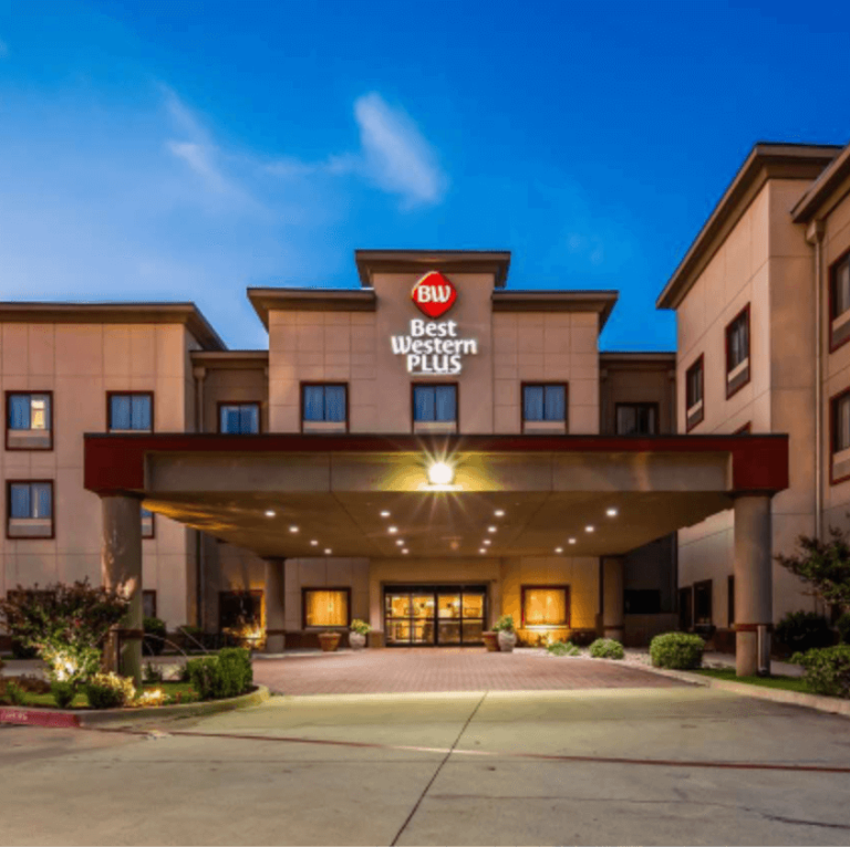 Best Western Plus Texoma Hotel & Suites in Denison, TX