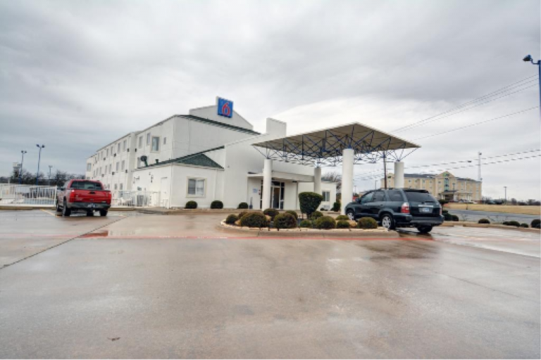 Motel 6 in Denison, TX