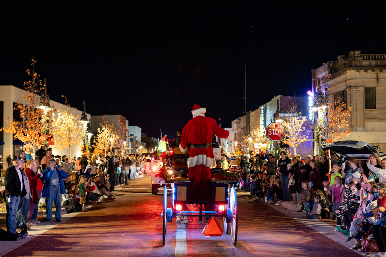 2024 Christmas Parade, Tree Lighting, and Hot Cocoa Competition Denison