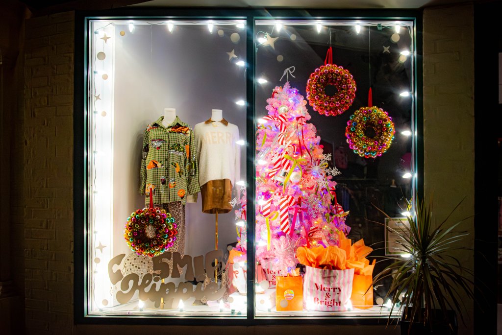Holiday Shopping in Denison: A Newcomer’s (Gift) Guide